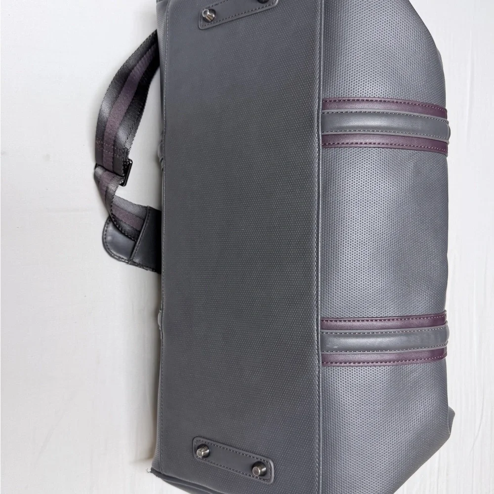 Robert Graham Charcoal and Burgundy Duffel Bag
